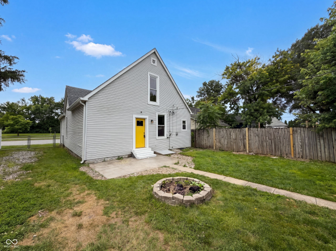 Listing Image 5