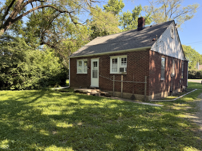 Listing Image 11