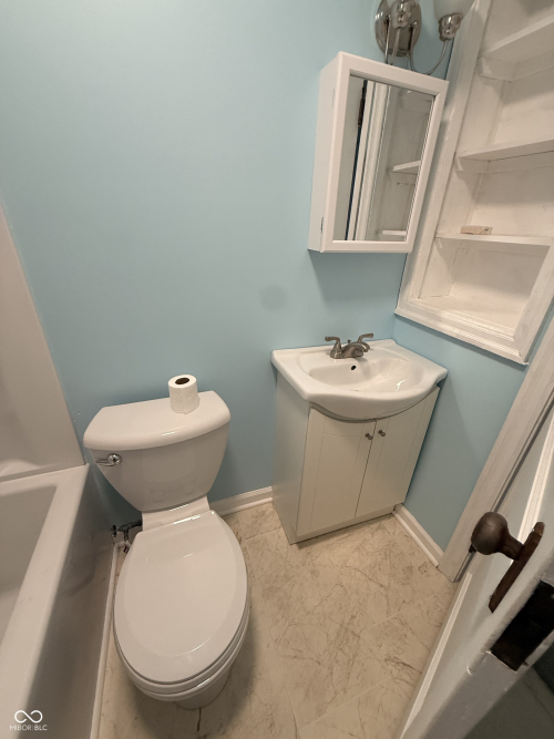 Listing Image 20