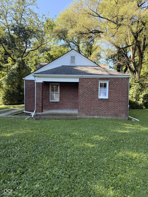 Listing Image 5