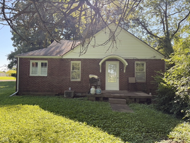 Listing Image 8