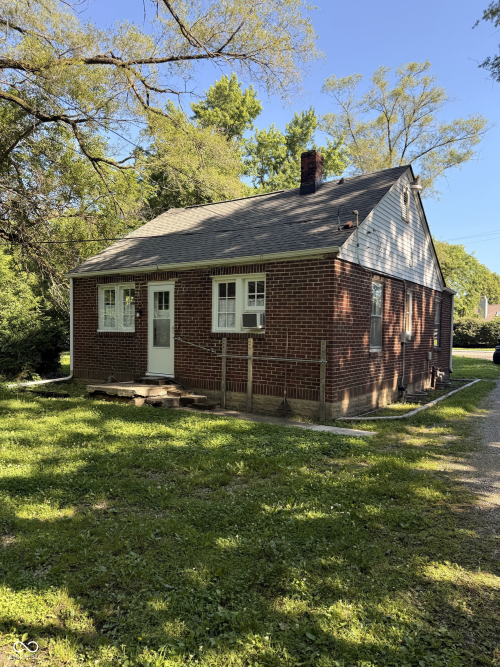 Listing Image 10