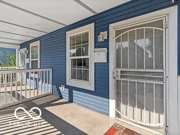 Listing Image 3