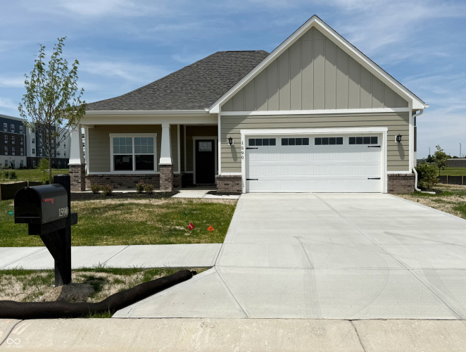 Listing Image 2