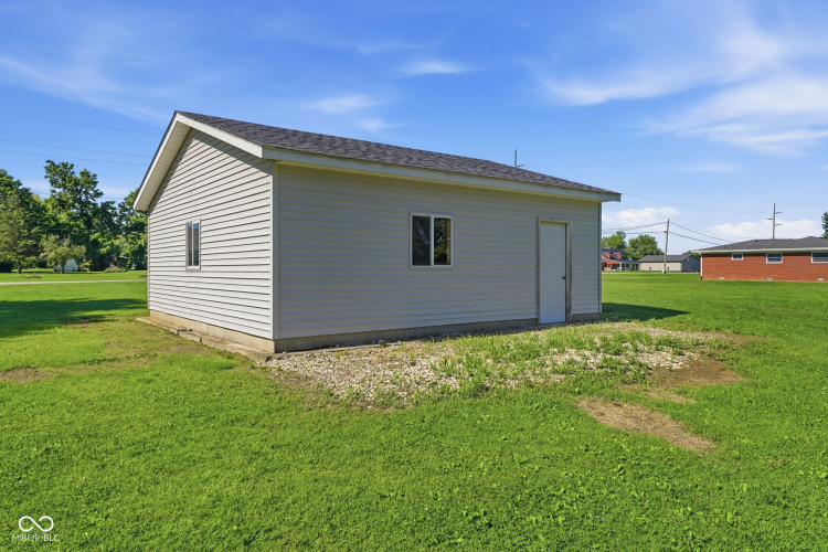 Listing Image 49