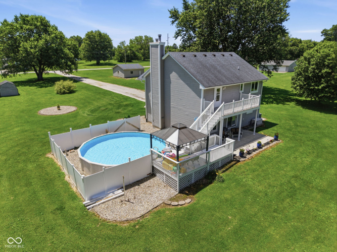 Listing Image 6