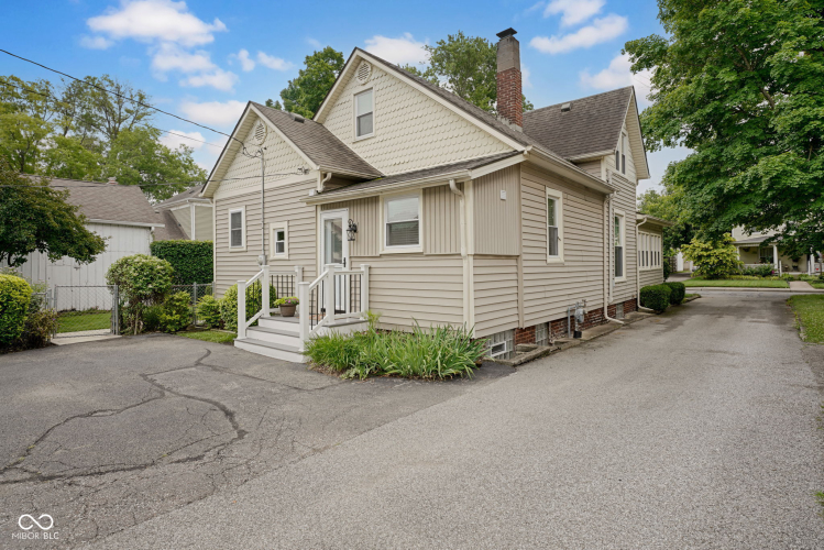 Listing Image 35