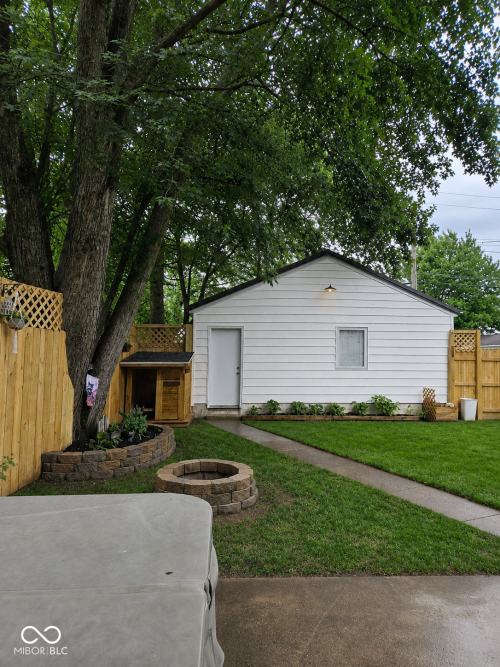 Listing Image 40
