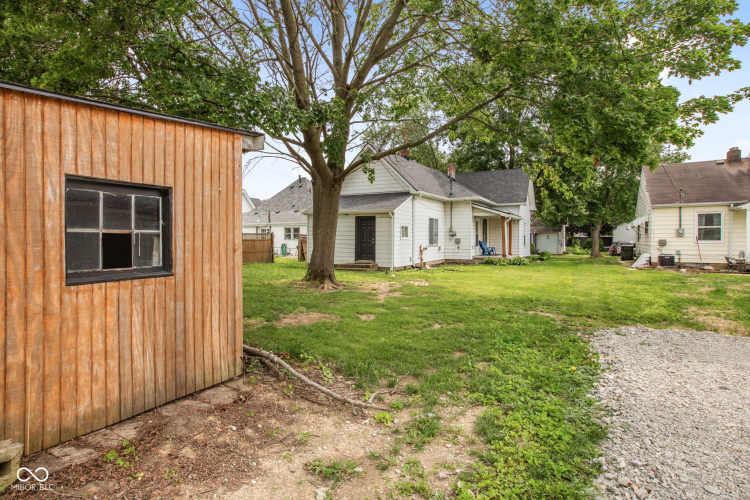 Listing Image 17