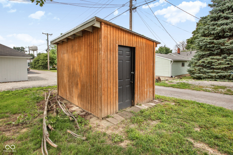 Listing Image 18