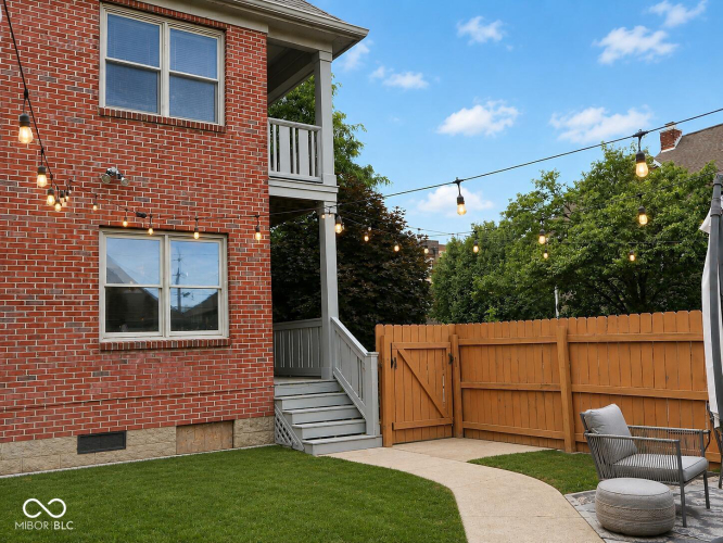 Listing Image 2