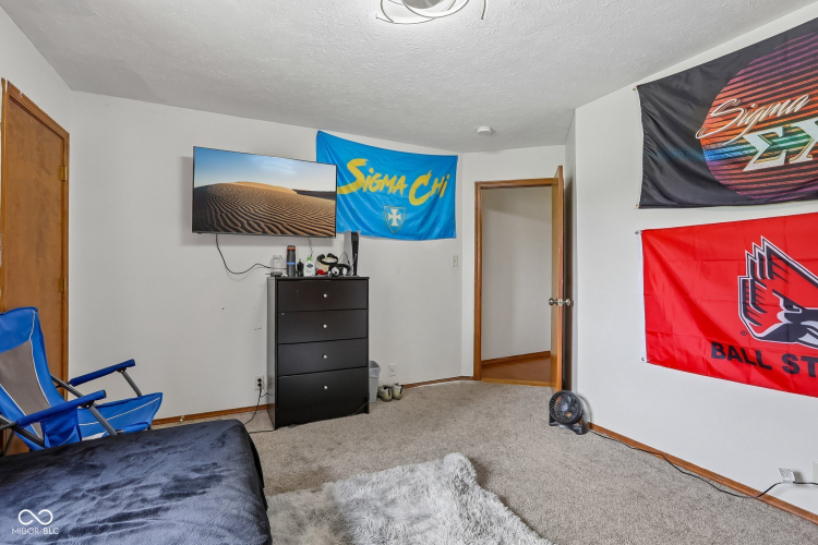 Listing Image 49