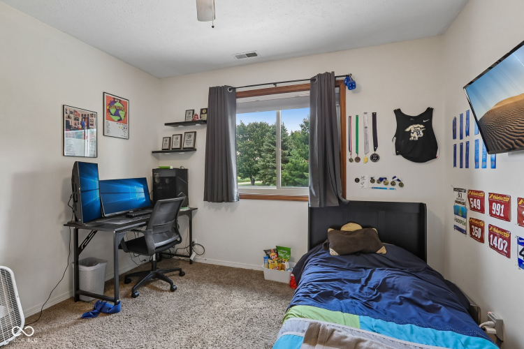 Listing Image 54