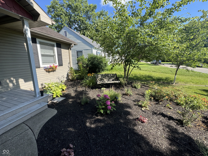 Listing Image 7