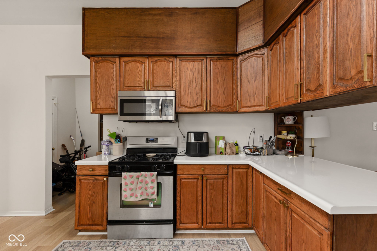 Listing Image 13