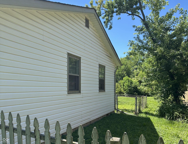 Listing Image 25