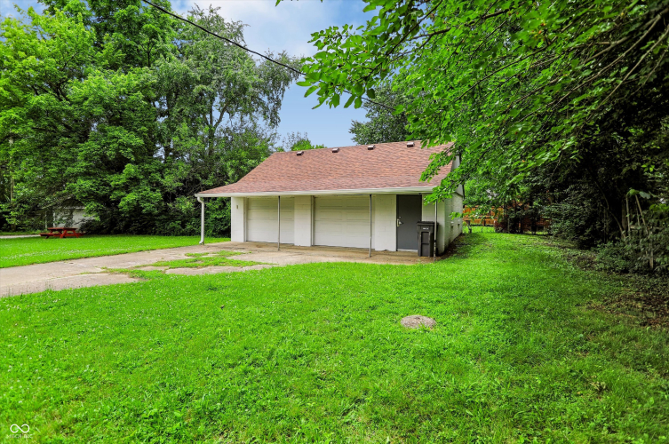 Listing Image 14