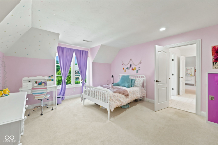 Listing Image 55