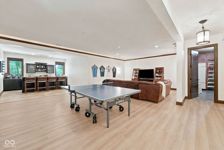 Listing Image 65