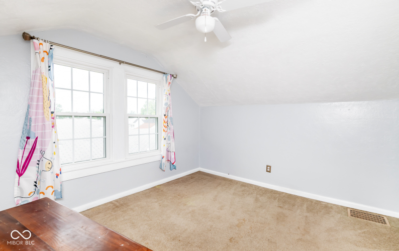 Listing Image 48