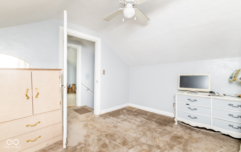 Listing Image 53