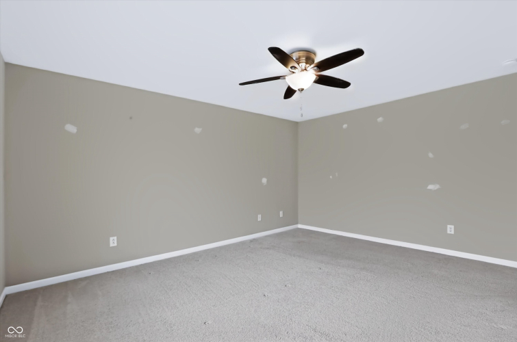 Listing Image 28