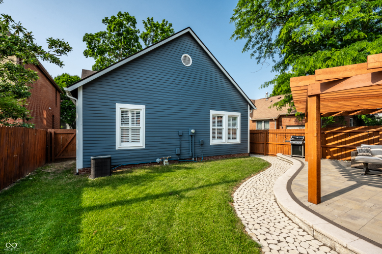 Listing Image 59