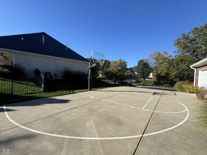 Listing Image 51