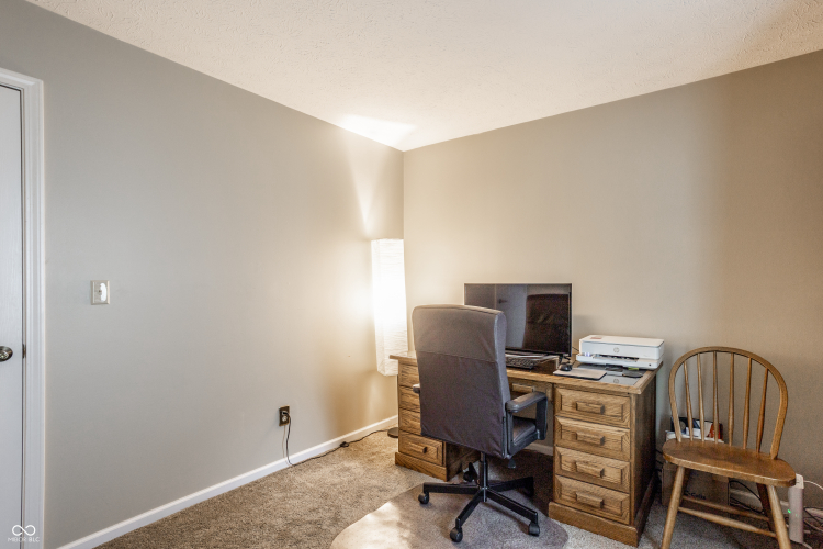 Listing Image 24