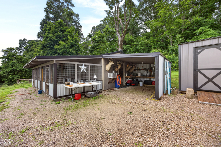 Listing Image 46