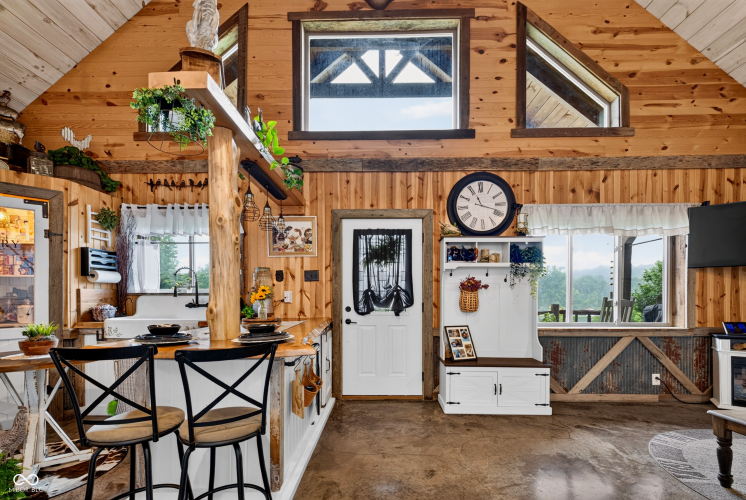 Listing Image 9