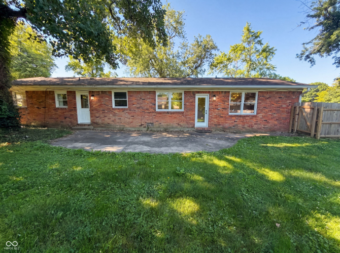 Listing Image 5