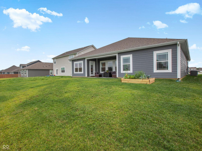 Listing Image 28