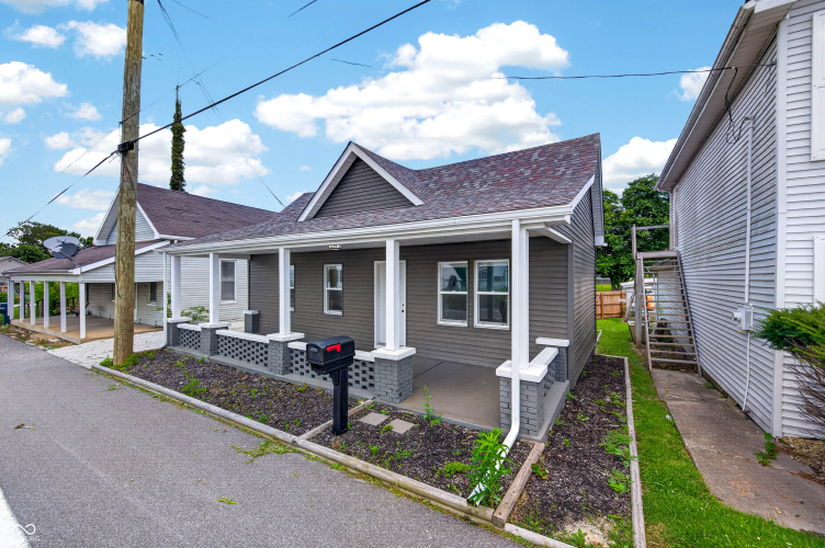 Listing Image 2
