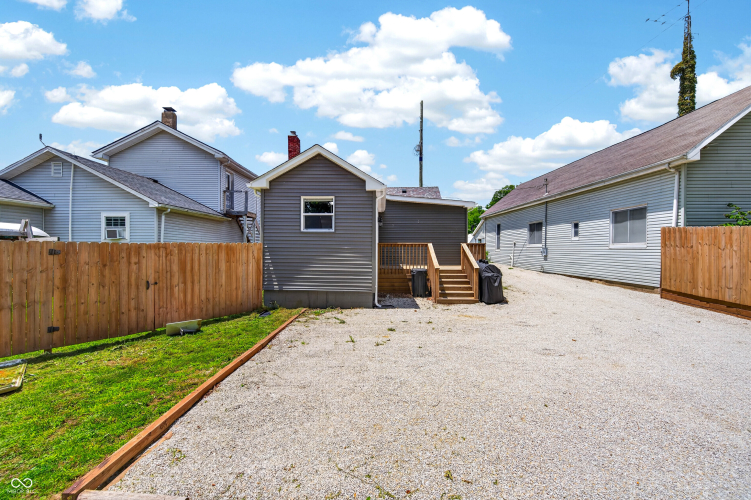 Listing Image 41
