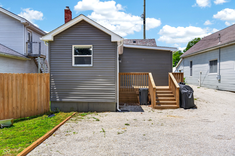 Listing Image 42