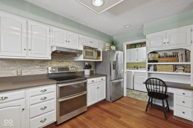 Listing Image 21