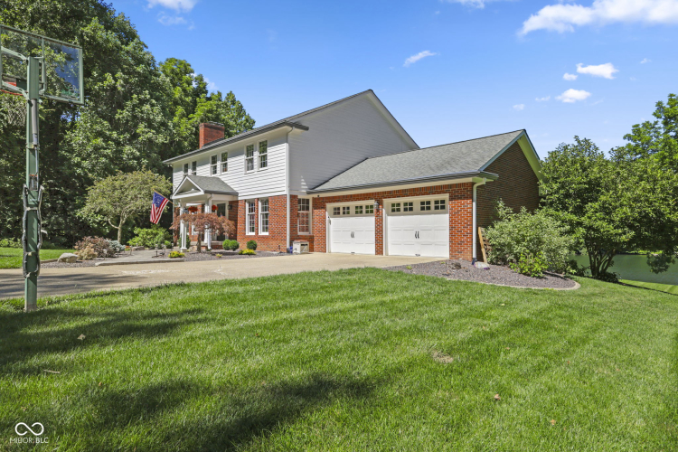 Listing Image 48