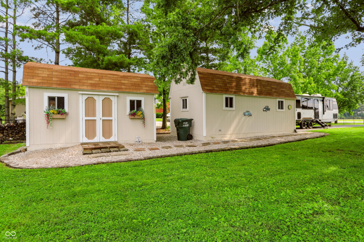 Listing Image 54