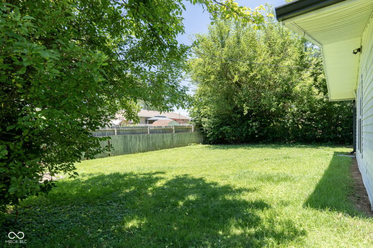 Listing Image 32