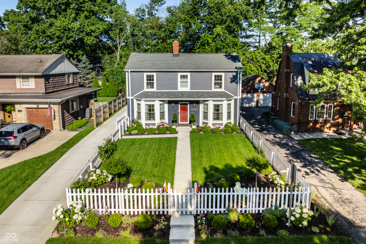 Listing Image 4