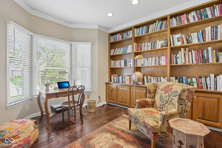 Listing Image 15
