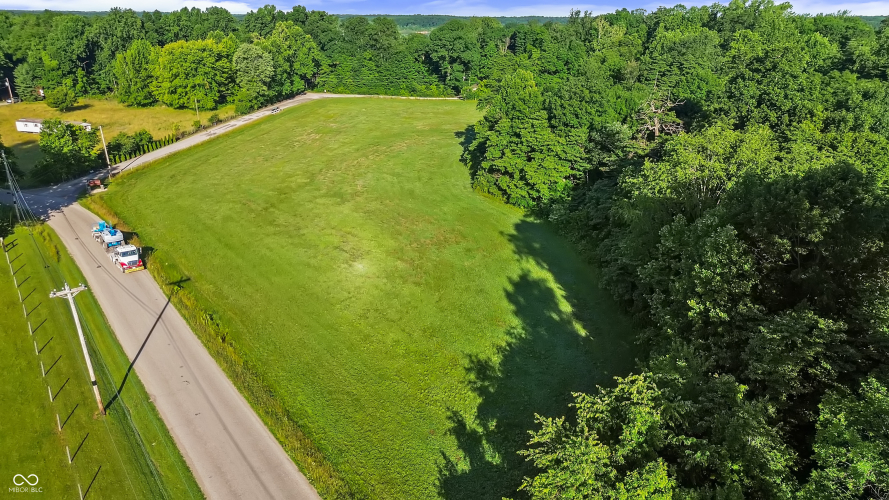 Listing Image 12