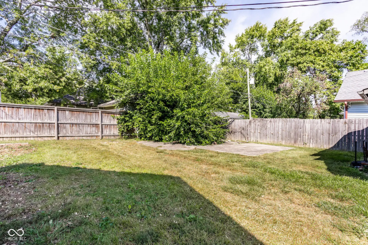 Listing Image 18
