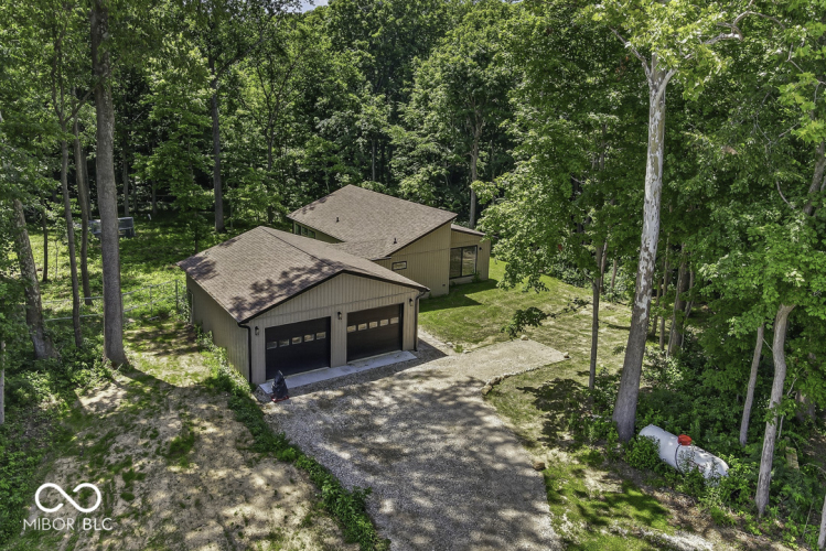 Listing Image 5