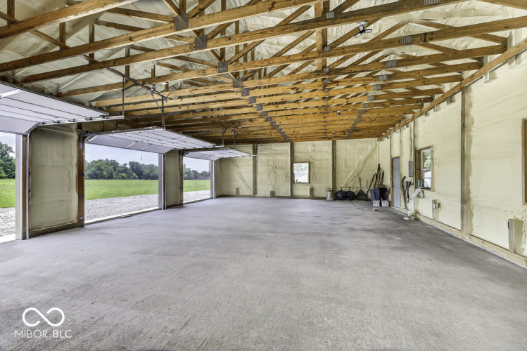 Listing Image 45