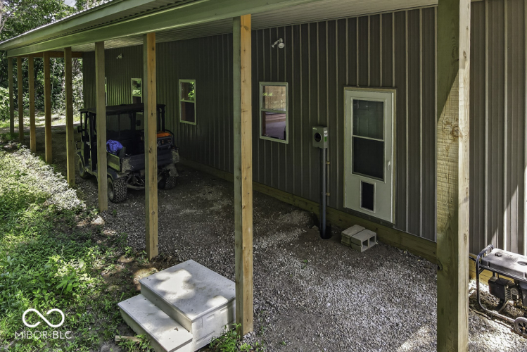 Listing Image 46