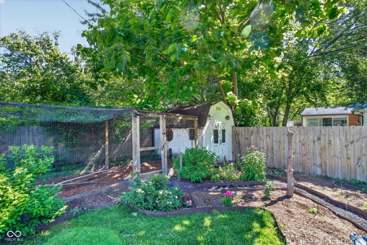 Listing Image 32