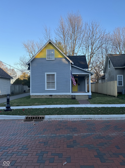 Listing Image 5