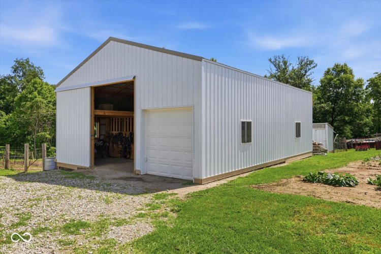 Listing Image 45